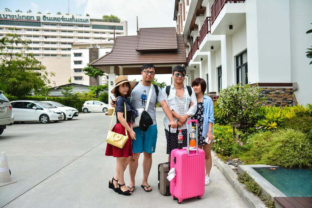 The Choice Hotel - Adults Only Бангкок Экстерьер фото