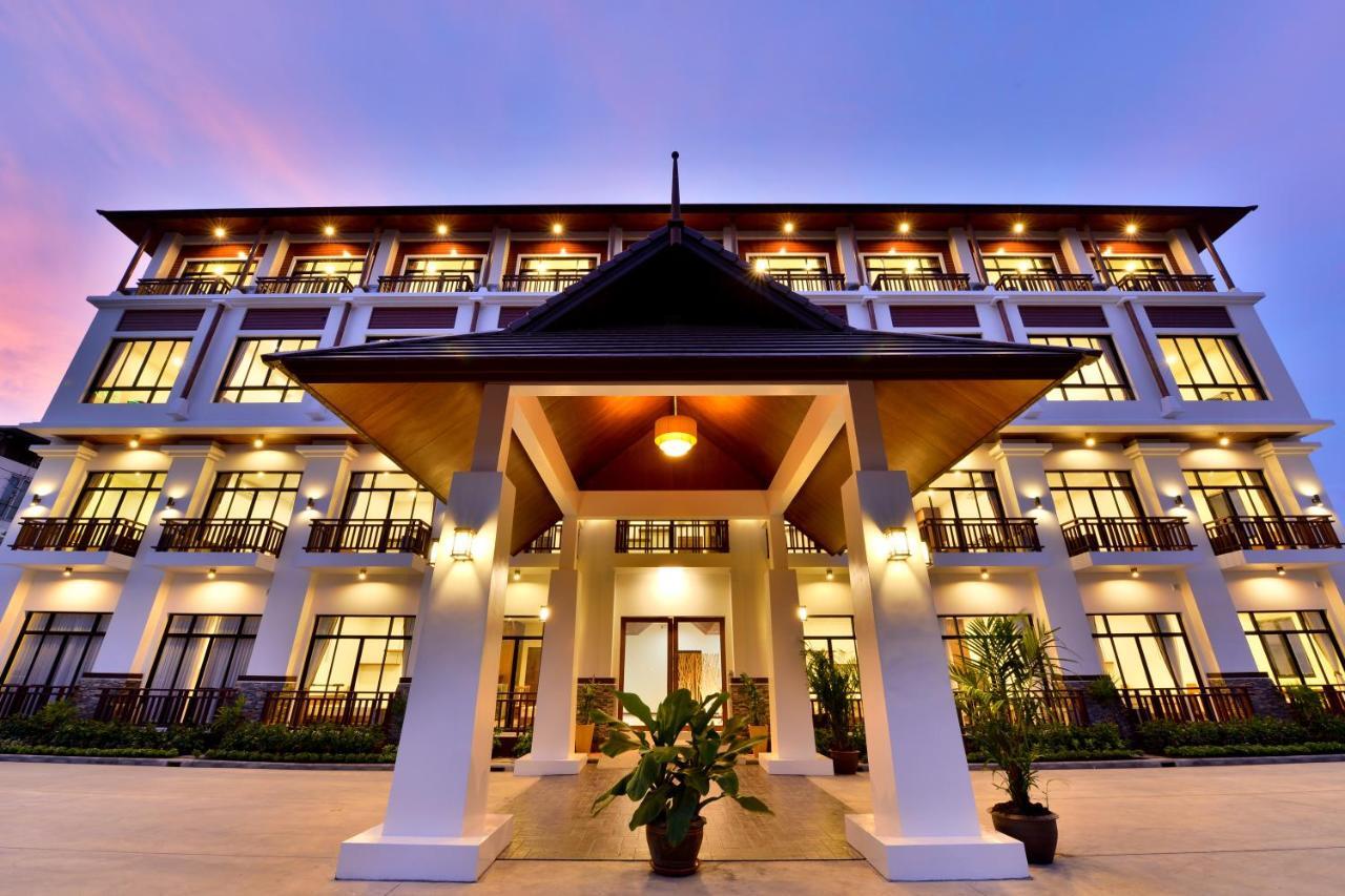 The Choice Hotel - Adults Only Бангкок Экстерьер фото